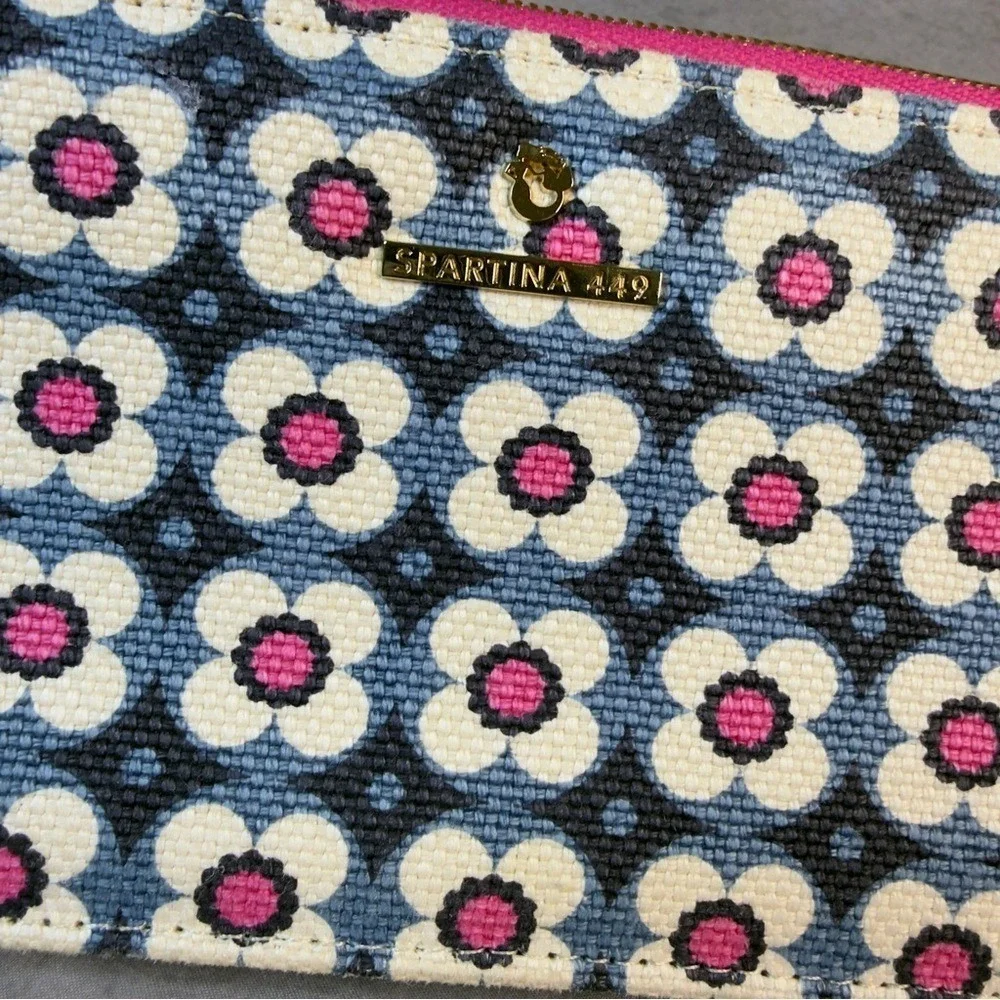 Spartina 449 Floral Wristlet Wallet Blue Pink Cream Linen Leather‎ Small